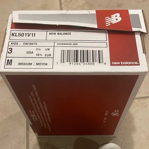 New Balance Kids Shoes - Olive Green - Picture 3 of 3